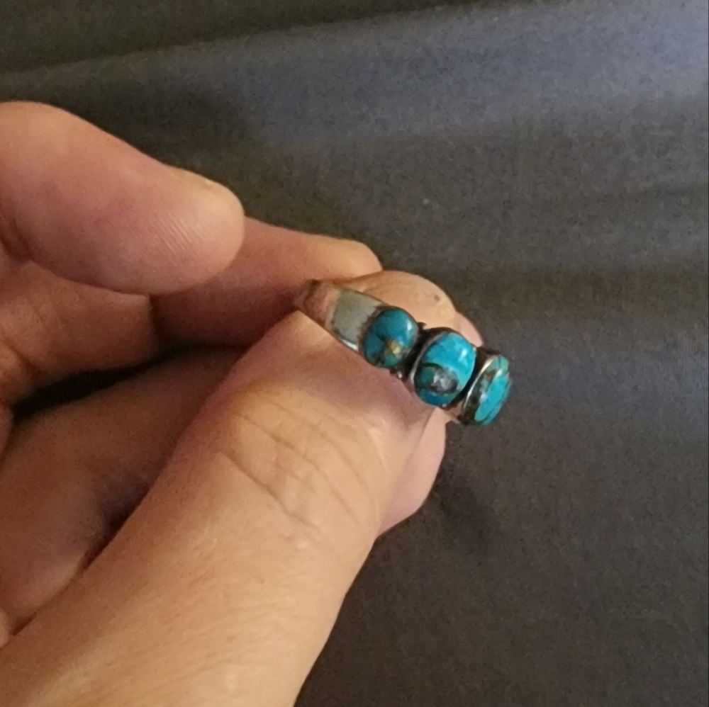 Ring - Picture 3 of 5